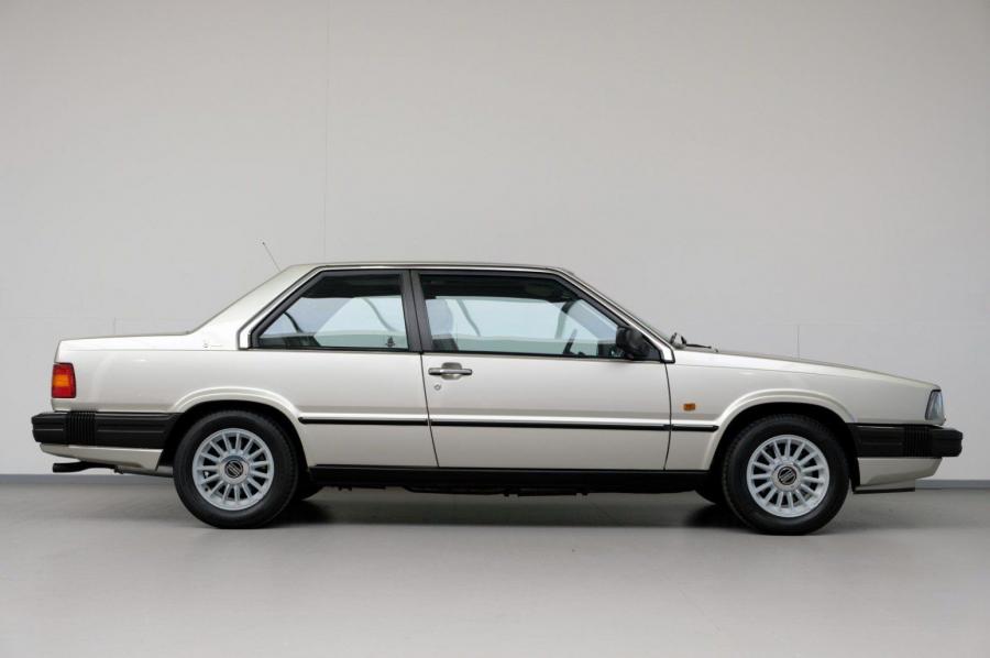  Volvo 780 Coupe 1985 года  (фото 3 из 62)